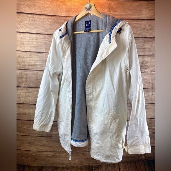Men’s sized medium hooded lined jacket by the GAP - Picture 1 of 12